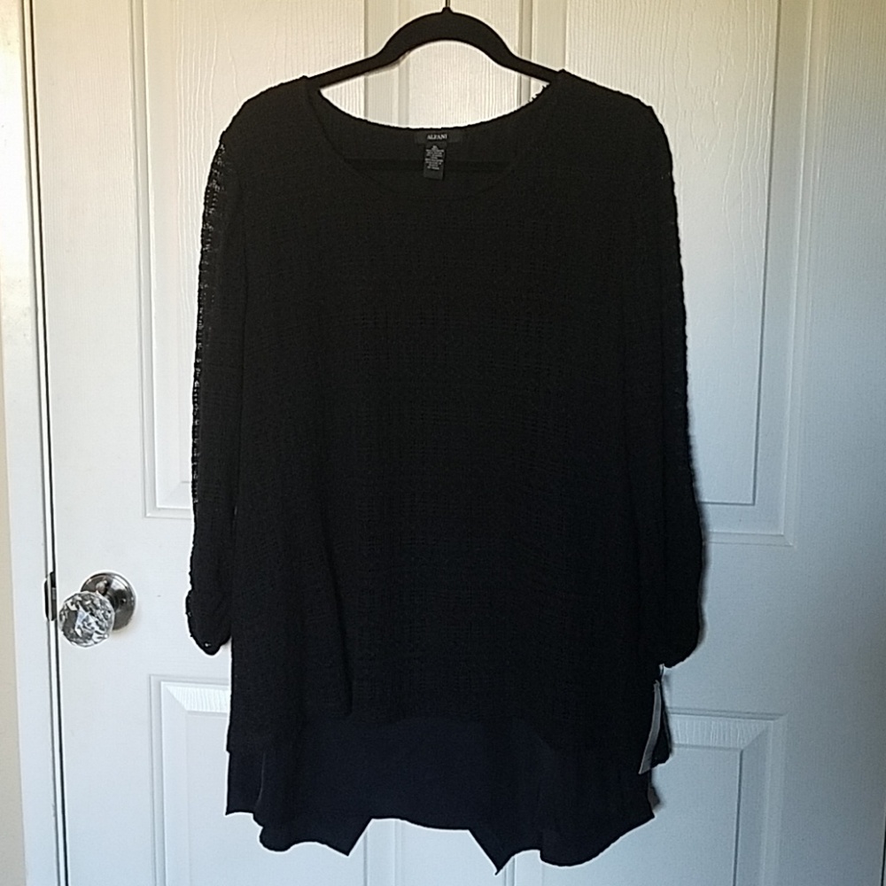 NWT XL Alfani peekaboo sleeves lined sweater